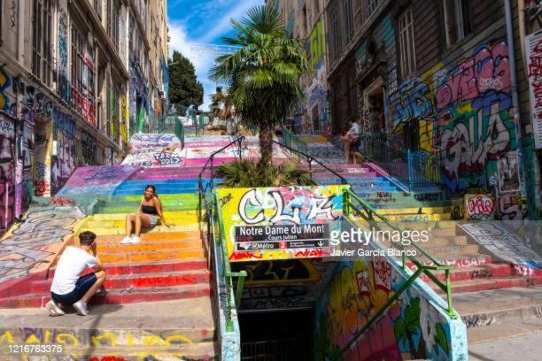 Grand Pour 4 Personnes/ Cours Lieutaud * Marseille